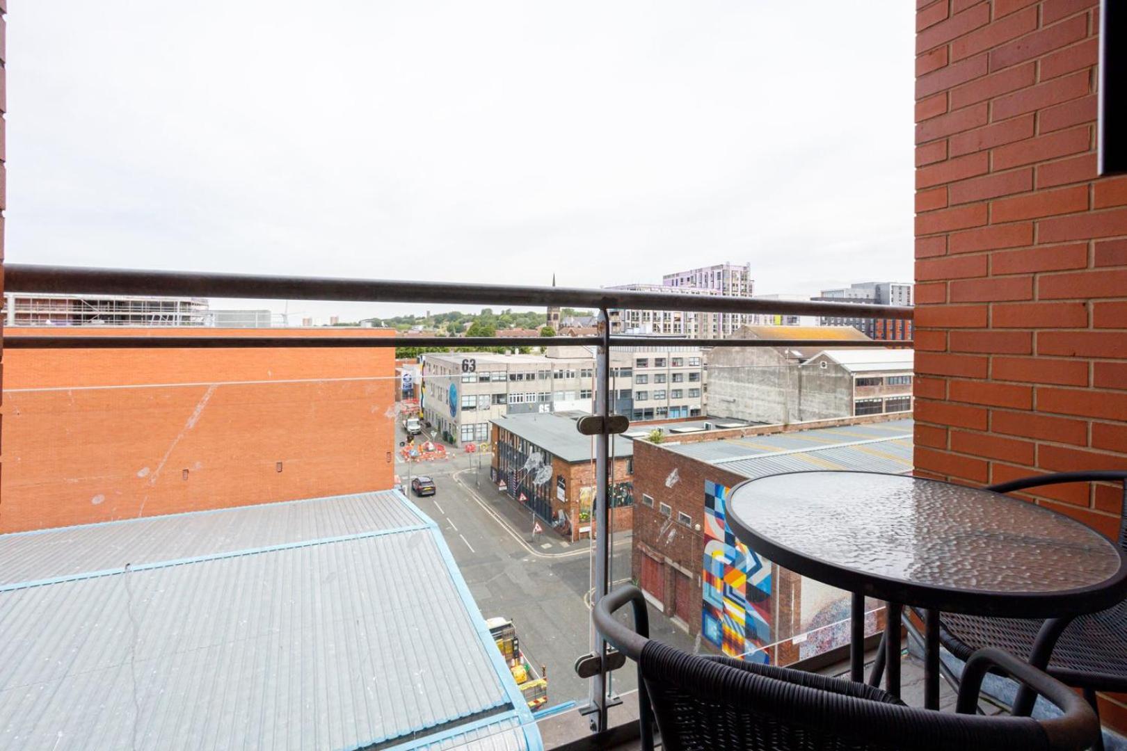 Guestready - Homely Apartment Near City Centre Liverpool Eksteriør billede