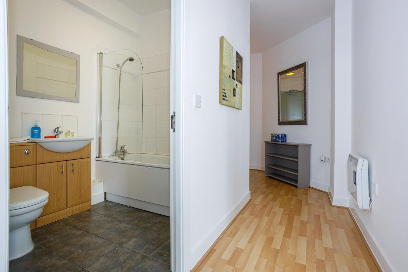 Guestready - Homely Apartment Near City Centre Liverpool Eksteriør billede